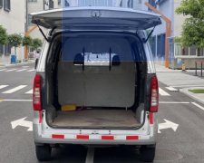 五菱宏光V 2019款 1.5L基本型封窗车L2B