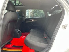 奥迪 A4L 2018款 30周年年型 40 TFSI 进取