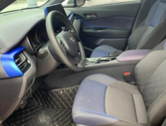 丰田 CHR 2020款 2.0L 精英版