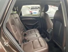 奥迪Q5 2015款 40 TFSI 进取型