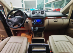 奔驰 唯雅诺 2013款 3.0L 礼遇版